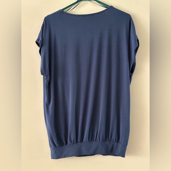 Philosophy: Women's Blouse- Size Large (94% Modal 65% Spandex) - Picture 4 of 9